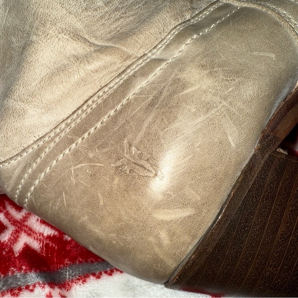 Frye Jane Light Tan Leather Boots